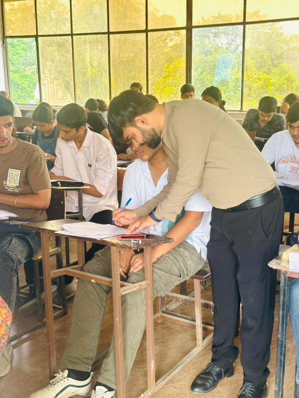 Niraj Jha Classes gallery